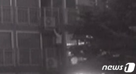 맨손으로 아파트 3층 올라 빈집 턴 ‘스파이더맨’ 40대 절도범