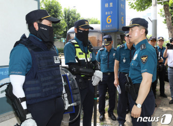 오리역 현장 점검 나온 홍기현 경기남부경찰청장