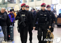 인천공항 폭탄 설치·흉기 난동 예고글…경찰 특공대·탐지견 투입