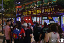 잼버리 퇴영 영국 대원들, 서울 시티투어버스 탑승