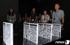 한글박물관 견학하는 국외 거주 독립유공자 후손들