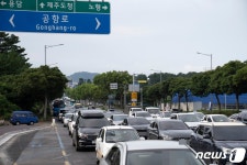 제주 첫 지하차도 개통했는데…일대 심각한 교통혼잡