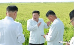 北 김정은, 강원도 태풍 피해지역 또 방문…짧은 기간 내 완전 복구