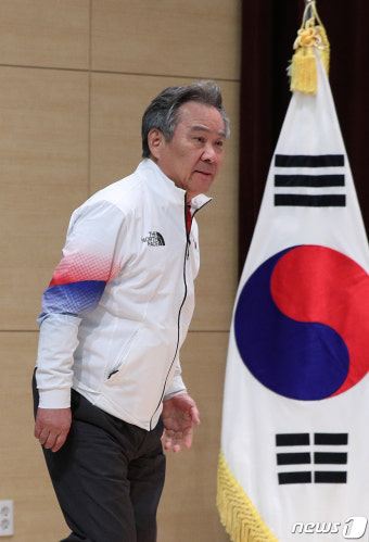 테니스협회, 대한체육회장에 사퇴 촉구…갈등 커져
