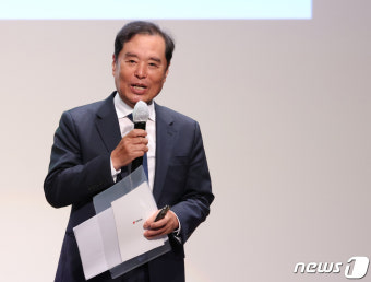 국민의힘 연찬회, 특강하는 김병준 고문