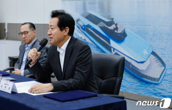 오세훈 시장 '리버버스 도입으로 편리한 수상교통 제공'