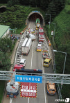 차량 화재로 청도2터널 통제
