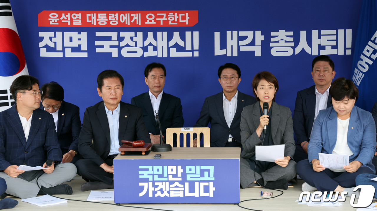 이재명, 윤석열 대통령 탄핵 심판에 긍정적 입장.