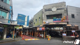 매일 올래?…고객 57%가 관광객·밤낮없이 문전성시