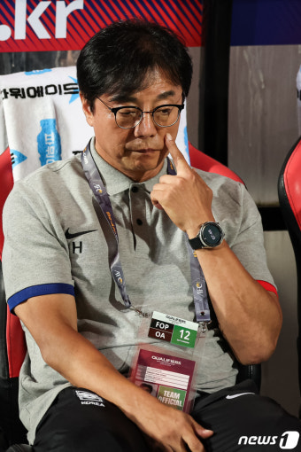 생각 많은 황선홍 감독