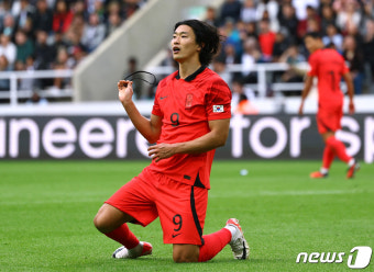 '조규성 선제골' 한국, 사우디에 1-0으로 전반 리드…첫 승 보인다