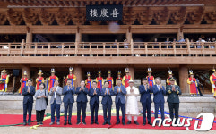 광주 대표 누각 희경루 중건