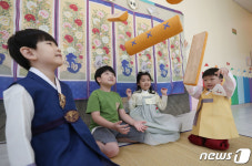 높이 던지는 윷