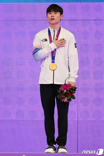 항저우아시안게임 체조 첫 금메달 안긴 김한솔