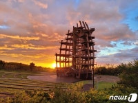 “설악산·동해바다 한눈에”…올 가을 단풍 구경 최적지는 ‘솔방울전망대’