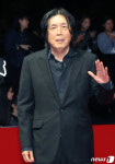 부산영화제 참석한 이창동 감독