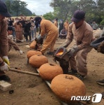 [서귀포시 소식] 덕수리민속보존회, 제주 전통 불미공예 재현