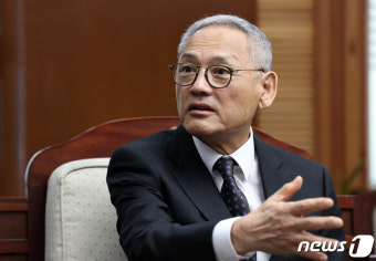 조계종 총무원 찾은 유인촌 장관