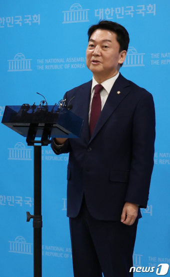 이준석 전 대표 제명 촉구하는 안철수 의원