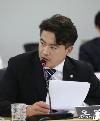 [국감]질의하는 오영환 의원