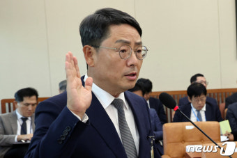 [국감]증인선서 하는 세아베스틸 대표