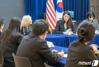 줄리 터너 북한인권특사 간담회