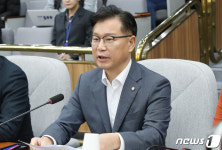 발언하는 이양수 원내수석부대표