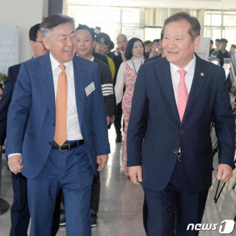지방자치인재개발원 이전 10주년 기념식 참석한 이상민 장관