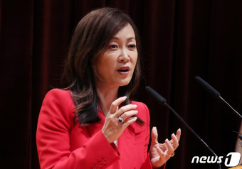 외교부 찾은 수미 테리 박사
