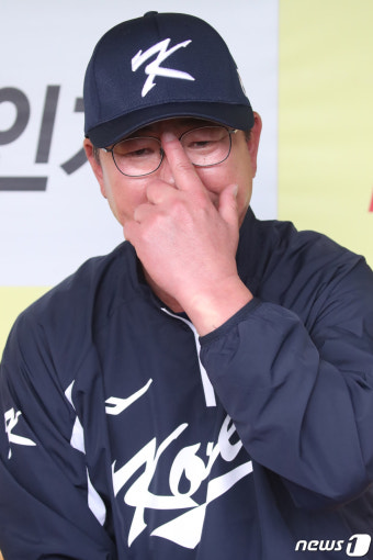 각오 밝히는 APBC 대표팀 류중일 감독
