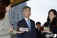 조희대 좌우 치우치지 않고 중도 길 걷고자 노력…걱정 안해도 된다