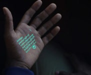 美스타트업 휴메인, 옷에 붙이는 AI 제품 출시…시장 판도 변화?
