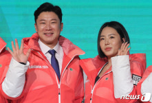 진종오·이상화, 한국시리즈 4차전 시구·시타[KS4]