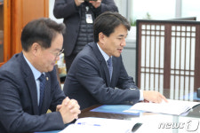 국회 찾은 김진태 강원지사 “내년도 국비 확보 총력”