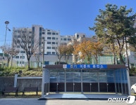 부안군, 전기이륜차 충전소 운영…상설시장 주차장에 4기 설치