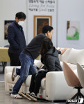 직접 앉아보고 구입할 수 있는 고양가구박람회