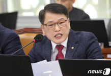 항의하는 이종선 의원