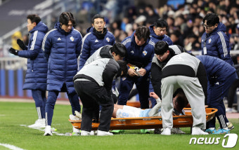 홍명보 감독 '보야니치 부상 걱정'