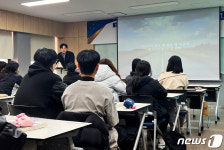 편의점의 신 심규덕 대표, 모교 영진전문대 찾아 특강