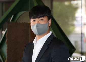 '학폭 의혹' 이영하 항소심 첫 재판…검찰, 관련자 계좌 등 증거 신청