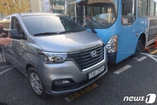 부산진구 범천동서 시내버스·승합차 충돌해 승객 7명 부상