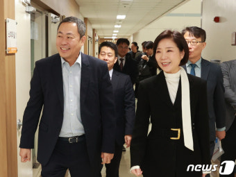 오영주 중기부 장관 후보자, 벤처기업협회 방문