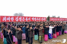 새집들이하는 북한 농촌 마을…사회주의 이상촌