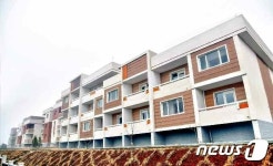 북한 송림시에 건설된 농촌 살림집…문화농촌