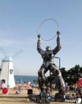 울주군 간절곶에 세계 최대 정크아트 전시장 16일 개장
