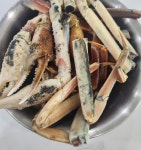 노량진 시장서 썩은 대게 다리 판매…고교생에 많이 사라 부추겼다