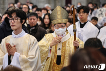 정순택 대주교, 성탄 낮미사 집전