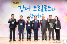 진교훈 강서구청장 학생 꿈 위해 지원 아끼지 않을 것
