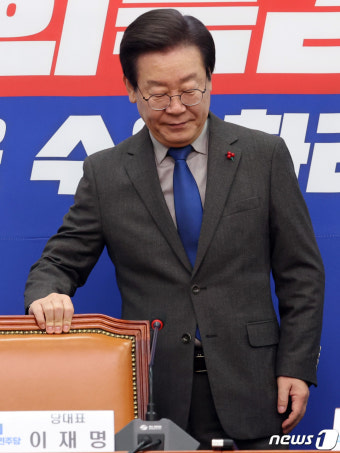 민주당 대표 후보들, 일극 체제와 세제 개편 논의에서 엇갈려