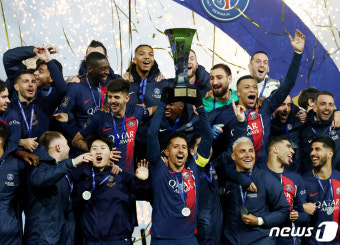 '이강인 결승골' 툴루즈 꺾고 프랑스 슈퍼컵 챔피언…PSG 입단 후 첫 우승